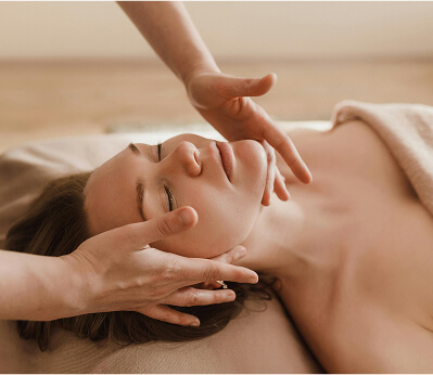 Clara Luxe Intrinsic Facial